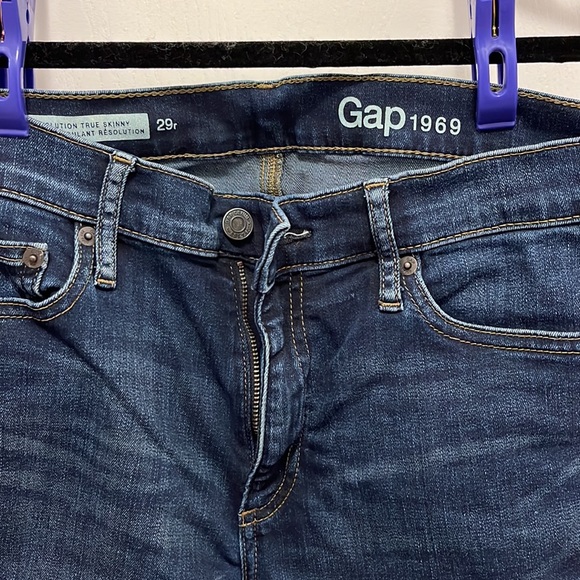 Gap Jeans - Picture 2 of 3